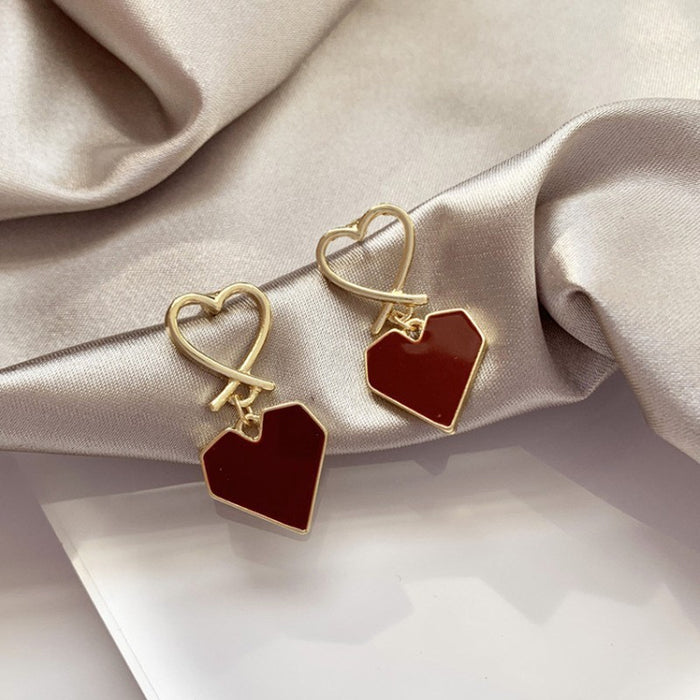 Wholesale Love peach heart earrings, high-end feeling earrings, niche design, drip oil earrings, accessories