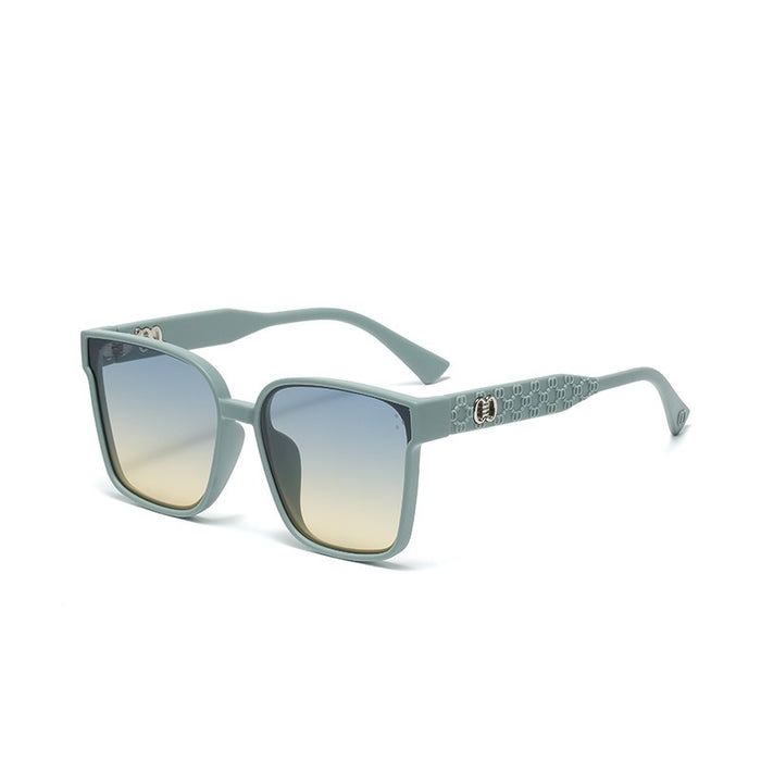 Wholesale Sunglasses UV resistant, fashionable and personalized sunglasses