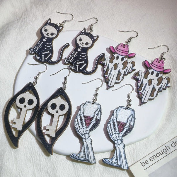 Wholesale Halloween Ghost Bat Spider Skull Wood Earrings JDC-ES-Pushe002