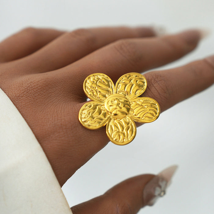 Wholesale Stainless Steel Ring Flowers 18K Gold Accessible Fashion Jewelry Women's Rings