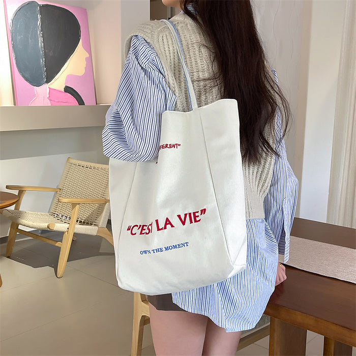 Wholesale New embroidered fashionable canvas bag shoulder bag casual large capacity commuting tote bag
