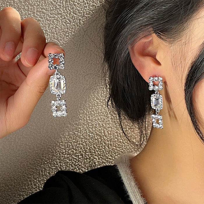 Wholesale Diamond studded square earrings, niche design, temperament earrings
