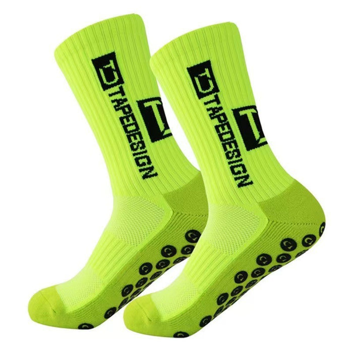Wholesale Sports protective socks, professional sweat absorbing and anti slip football socks, basketball running breathable socks for men
