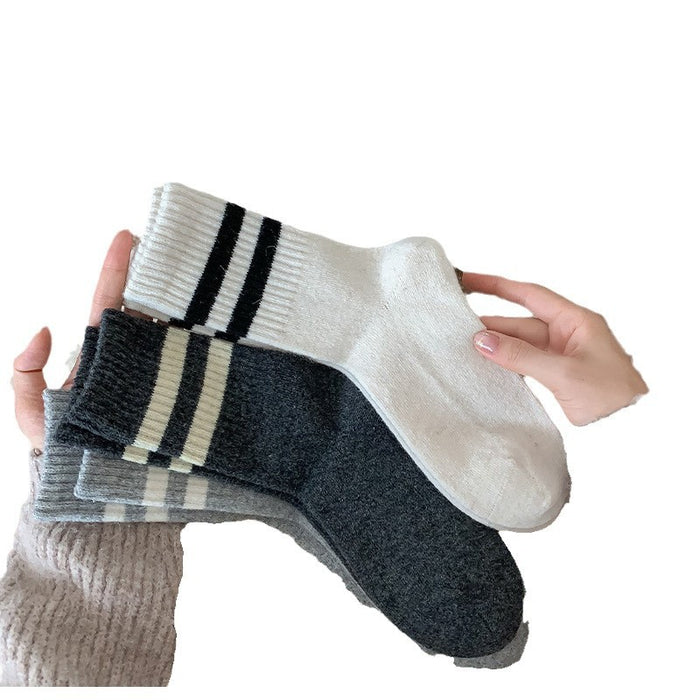 Wholesale Socks for warmth and thickening, mid leg socks with double bars and looped socks, fashionable and versatile, mid leg socks