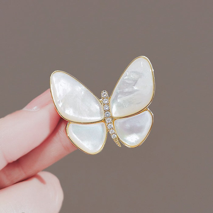 Wholesale Pure silver fashionable brooch high-end brooch chest flower