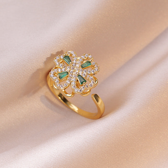 Wholesale Necklace Love Rotating Micro inlaid Zircon Rotating Three piece Set Clavicle Necklace