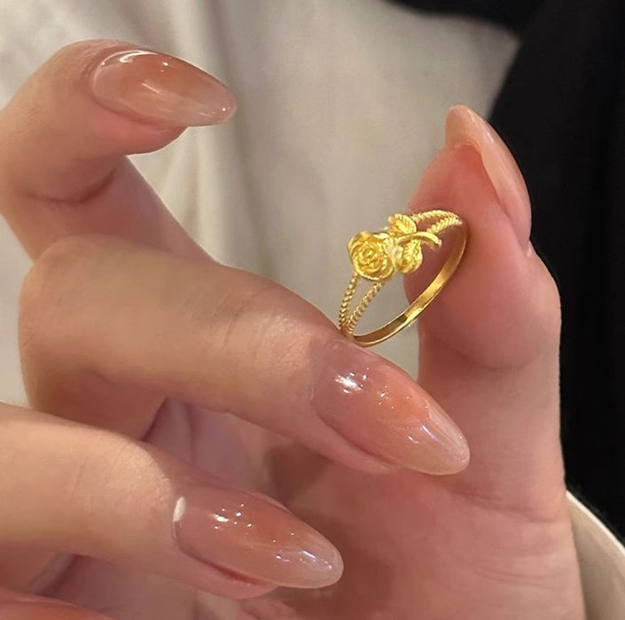 Wholesale Gold butterfly ring, niche design, light luxury temperament, fashionable and versatile flower ring