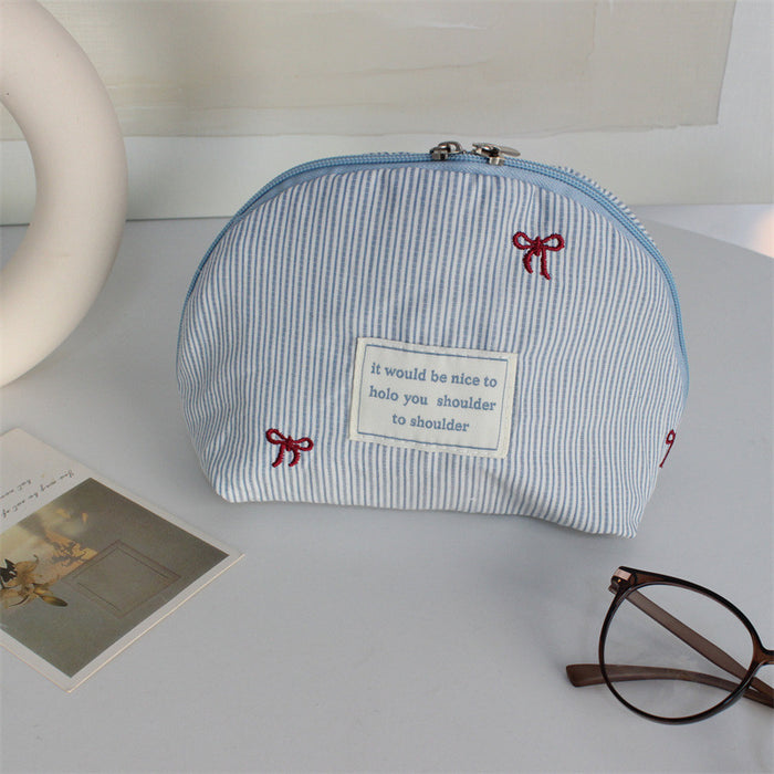Wholesale Polyester Blue Bow Checkered Makeup Bag Chic Shell Toiletry Pouch For Everyday Use
