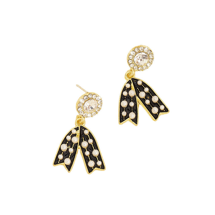 Wholesale Earrings with a high-end feel and temperament, full of diamond earrings, personalized and fashionable tassel earrings, light luxury earrings, silver needle butterfly new style