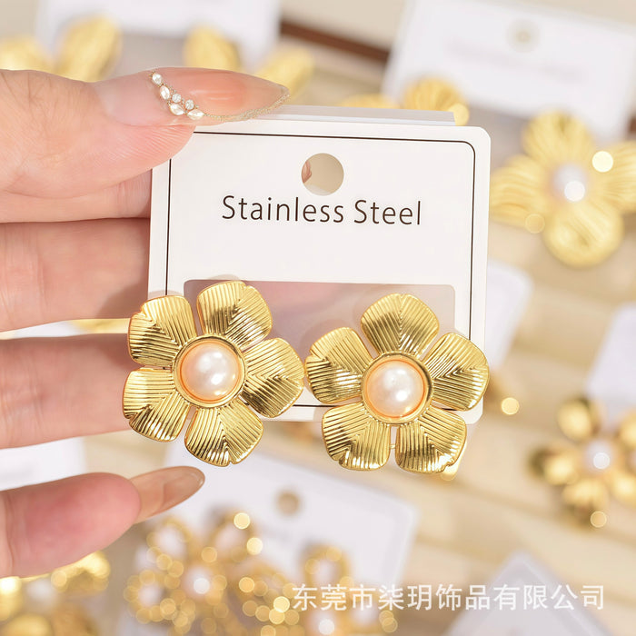 Wholesale Flower Earrings Retro-Style Pearl Earrings for Women Electroplated Stainless Steel Gold Earrings
