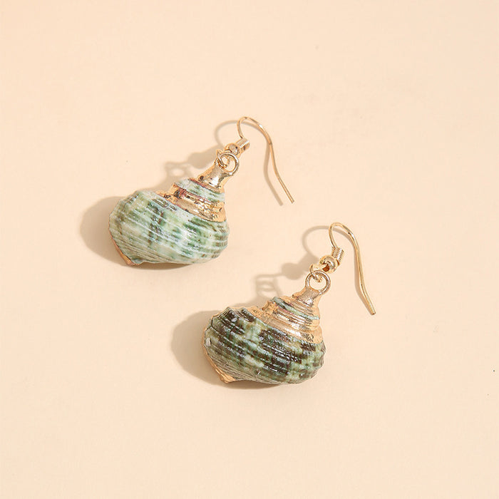 Wholesale New creative conch shell earrings with personalized beach style and dual color conch shell earrings