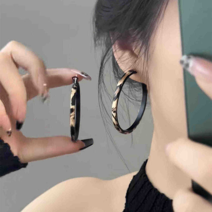 Wholesale Original design, personality, big circle earrings, new style, light luxury, simple, exaggerated, atmospheric earrings, earrings