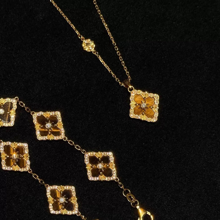 Wholesale Old Money Style Tiger Eye Stone Four Leaf Clover Pendant Necklace 24K Gold Plated Brass Jewelry Accessory