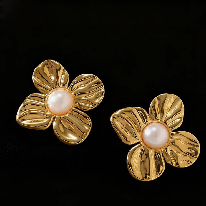 Wholesale Versatile and sophisticated titanium steel flower earrings
