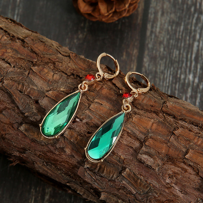Wholesale New earrings with a temperament of emerald green