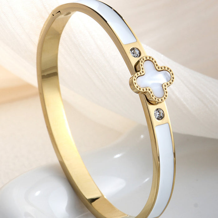 Wholesale Four-leaf clover green oil-drop bracelet titanium steel
