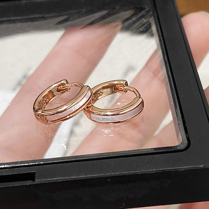 Wholesale Rose gold minimalist and elegant Hoop Earrings