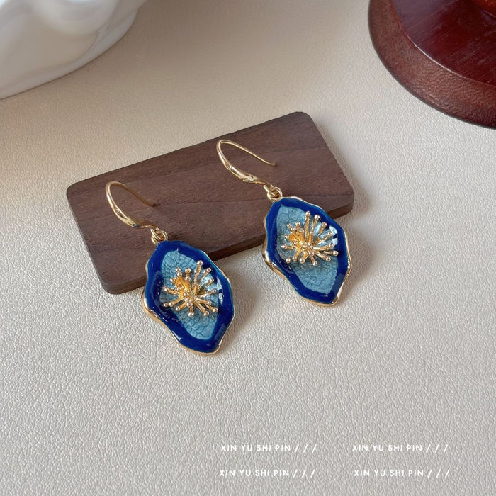 Wholesale Retro irregular blue flower earrings with oil painting feeling, floral bud high-end feeling, earrings for women