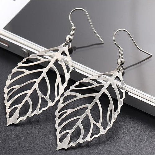 Wholesale new leaf pendant earrings long women's fashion earrings