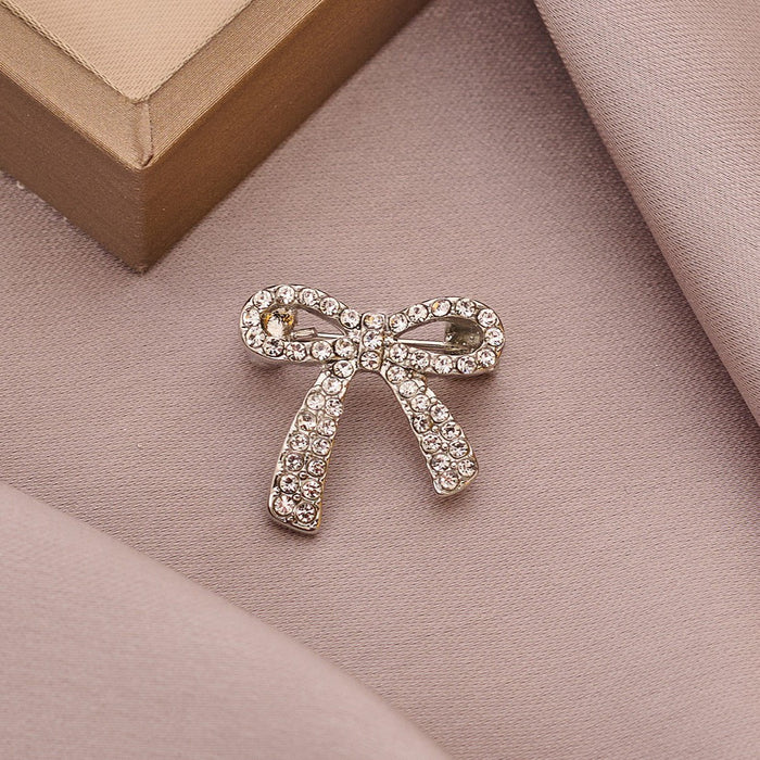 Wholesale Super Sparkling Butterfly Knot Pin Mini Anti glare Broch Decorative Cardigan Buckle Clothing Fixing