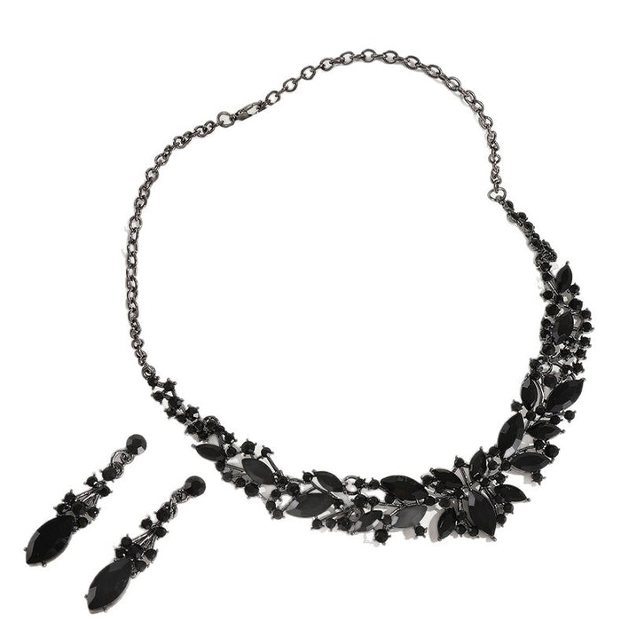 Wholesale Fashion Crystal Necklace Earrings Jewelry Set Dress Fashion Versatile Accessories