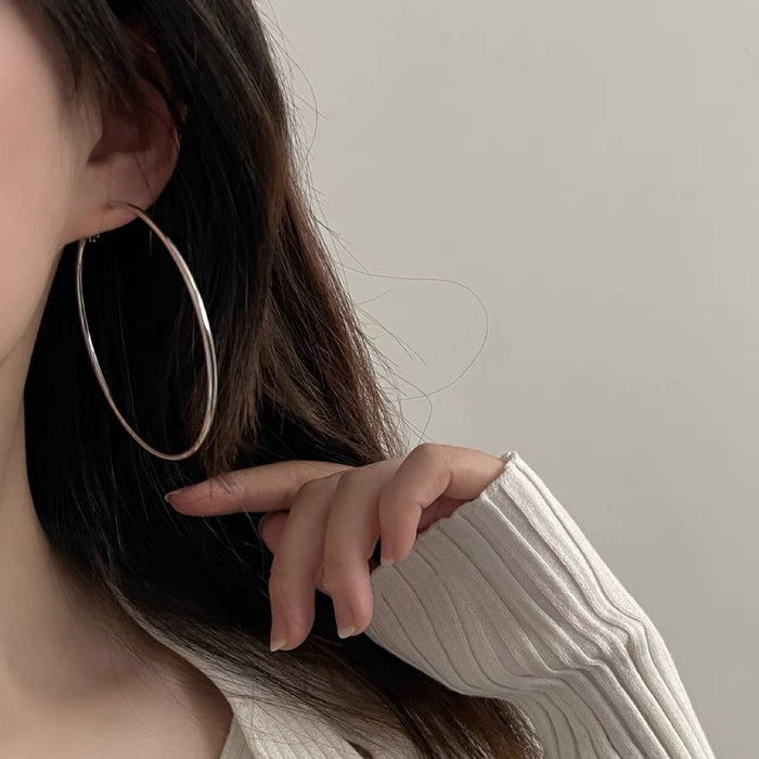 Wholesale Earrings without ear holes, ear clips with exaggerated large circles, stainless steel ear clips, fashionable, personalized and elegant earrings