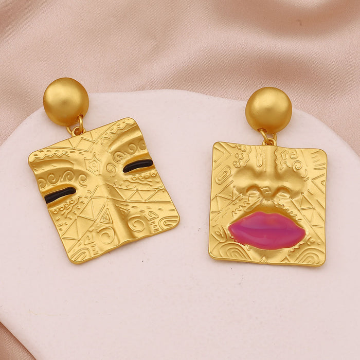 Wholesale Retro Five-feature Zinc Alloy Earrings JDC-ES-YueLi022