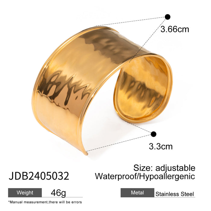 Wholesale Stainless steel exaggerated gold bracelet with high-end feel, open bracelet made of titanium steel, and hand jewelry