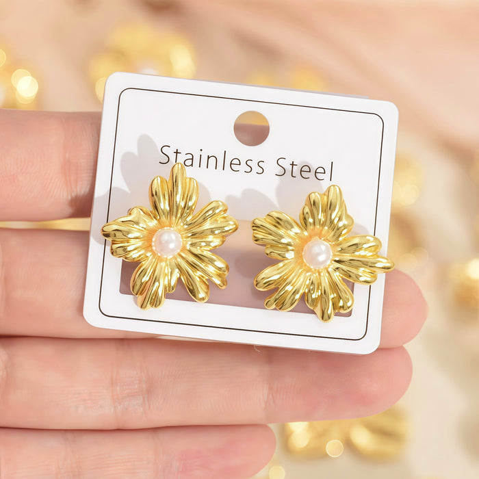 Wholesale Flower Earrings Retro-Style Pearl Earrings for Women Electroplated Stainless Steel Gold Earrings