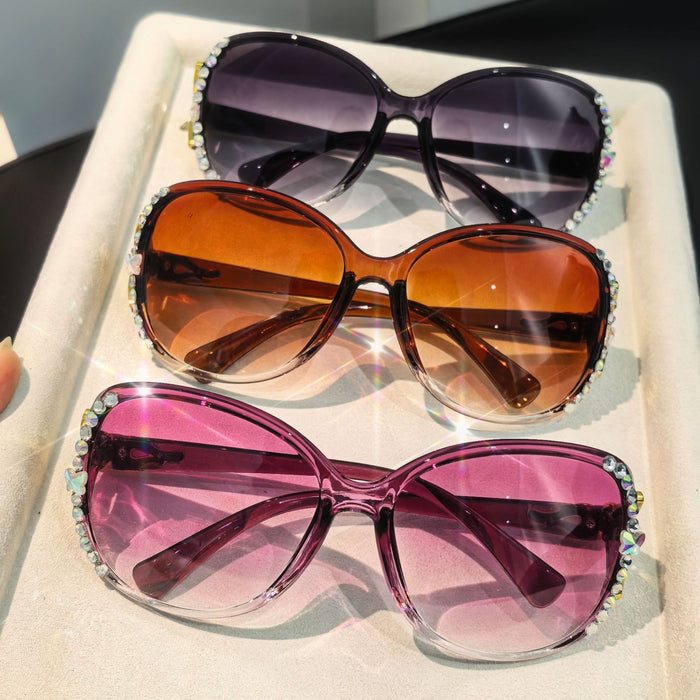 Wholesale Diamond studded sunglasses, UV resistant, personalized and fashionable sunglasses