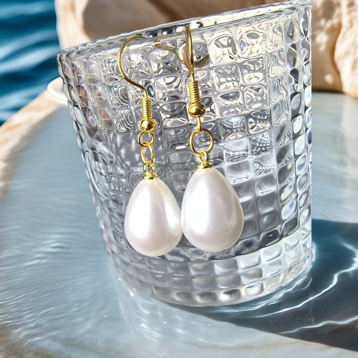 Wholesale Imitation pearl earrings, exquisite earrings, high-end sense, fashionable and versatile temperament, water droplet ear accessories, hook style