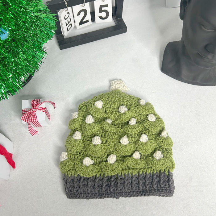 Wholesale Christmas handmade yarn knitted hat for autumn and winter warmth Christmas tree star Christmas hat