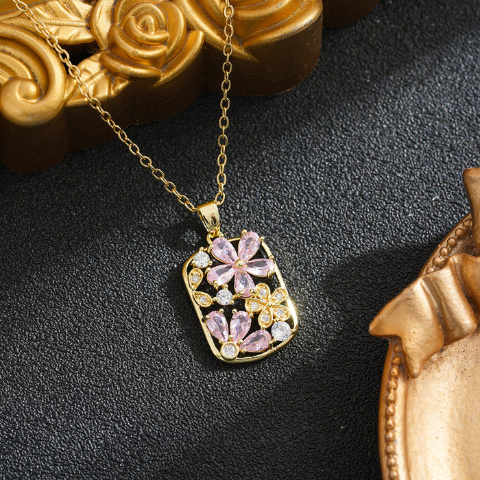 Wholesale Flower Luxury Elegant Clavicle Necklaces