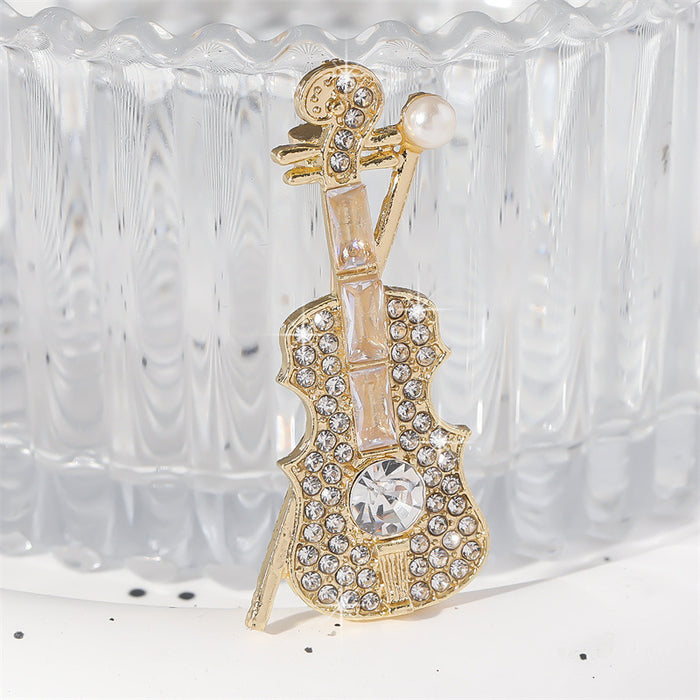 Wholesale Fashion and versatile brooch with rhinestone inlay, exquisite temperament, suit accessories