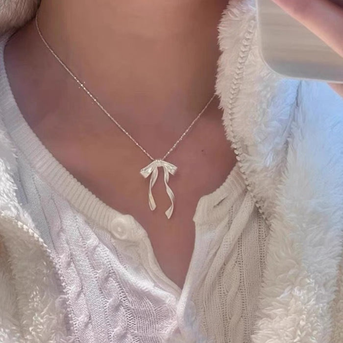 Wholesale Bow necklace, light luxury temperament, high-end feeling, collarbone chain
