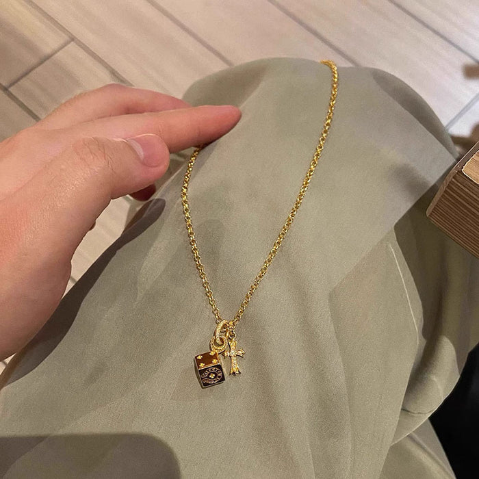 Wholesale Stylish,  versatile,  and exquisite cross necklace