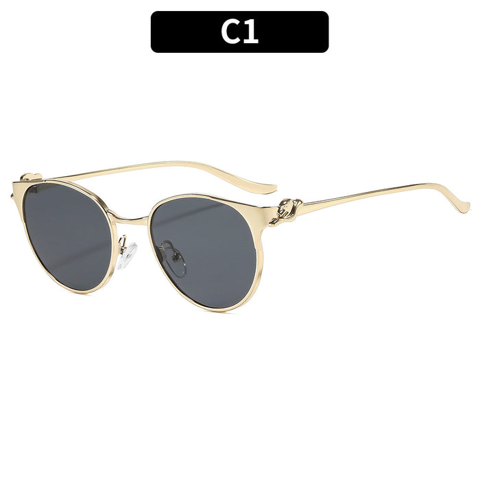 Wholesale Stylish Round Metal Frame Sunglasses for Women Gold Gray Lens UV400 Casual Driving Accessory