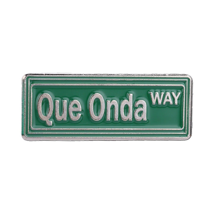 Wholesale Stylish Funny Slogan Enamel Pin Brooch Mexican Slang PINCHE WAY Zinc Alloy