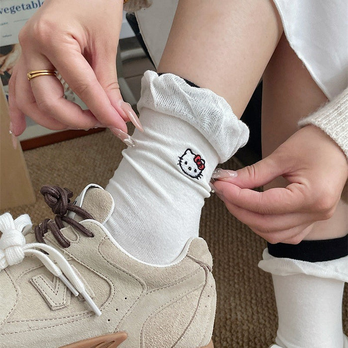 Wholesale Design versatile autumn and winter socks with lace and bubble socks