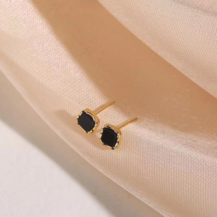 Wholesale Black Geometric Square Fragrant Style Exquisite Earrings Elegant Earrings