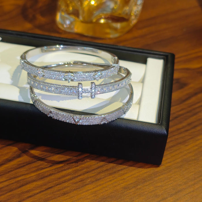 Wholesale Zircon Bracelets Letter Flower diamond Jewelry for Women