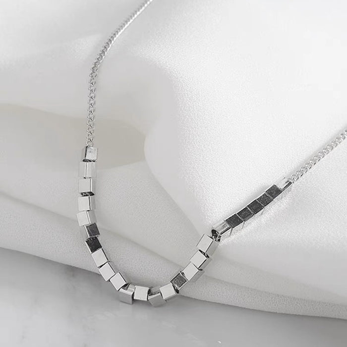 Wholesale Small and versatile necklace, light luxury collarbone chain, simple and high-end necklace