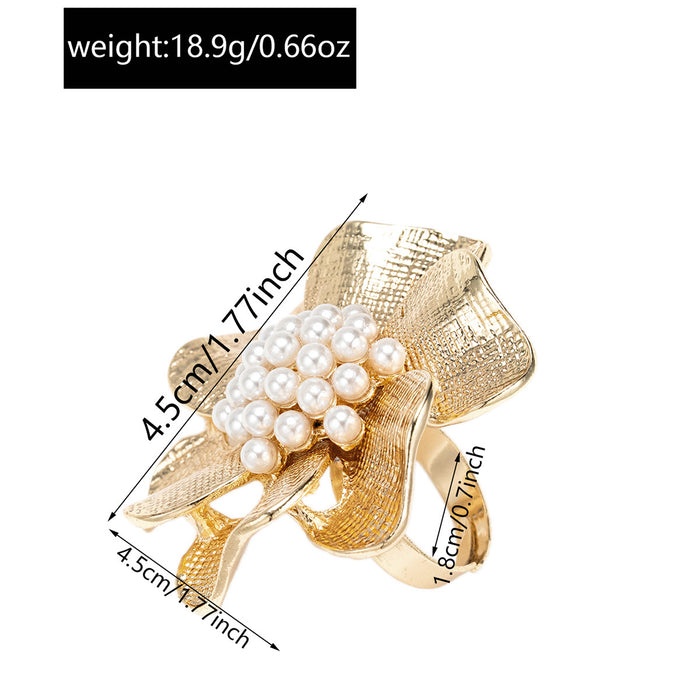Wholesale Vintage exaggerated pearl flower ring with a light luxury and high-end feel, irregular texture and open mouth bracelet
