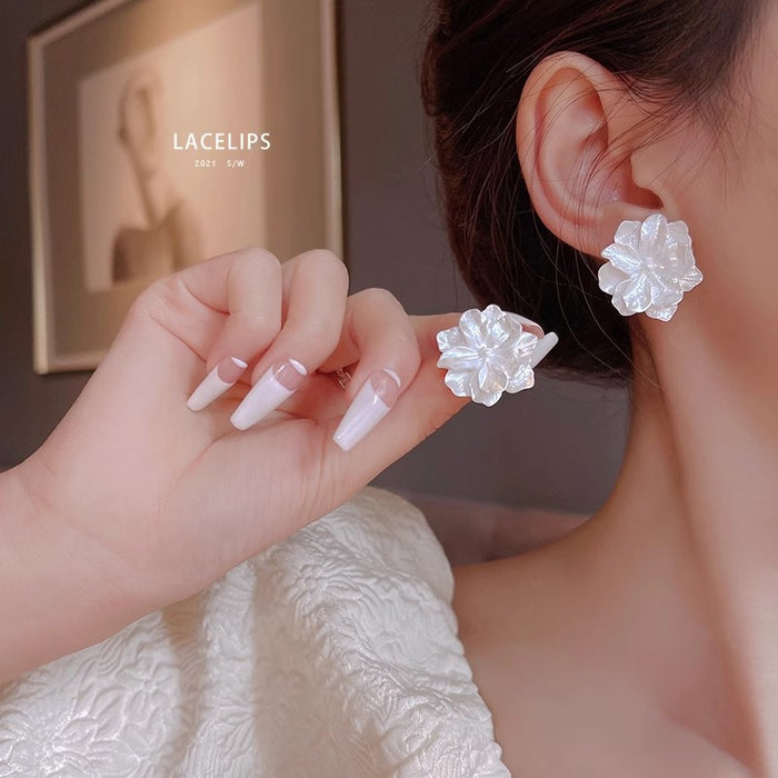 Wholesale Simple Flower Alloy Earrings JDC-ES-SM004