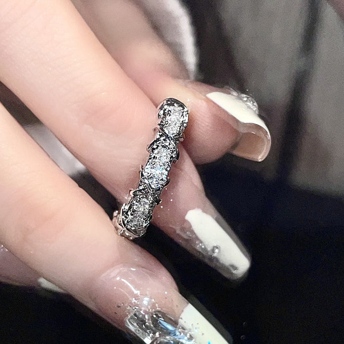 Wholesale Geometric niche design ring with diamond inlay, open ring, plain ring, index finger ring, ring