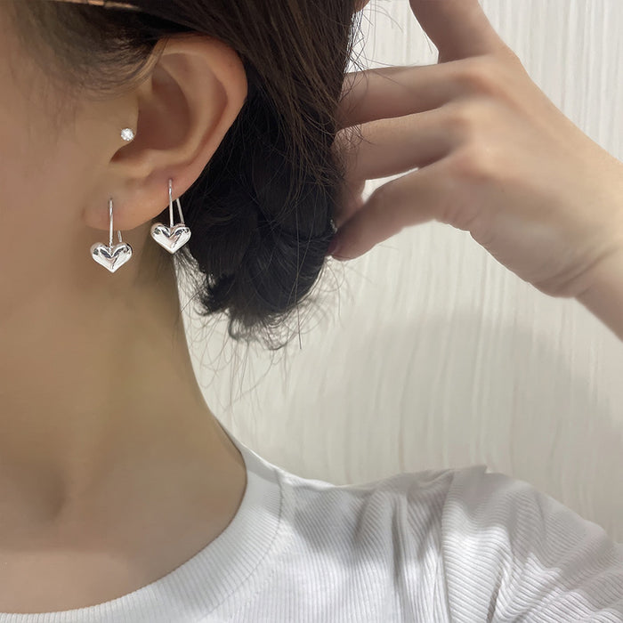 Wholesale Simple and three-dimensional heart-shaped ear hook temperament U-shaped short smooth heart-shaped earrings