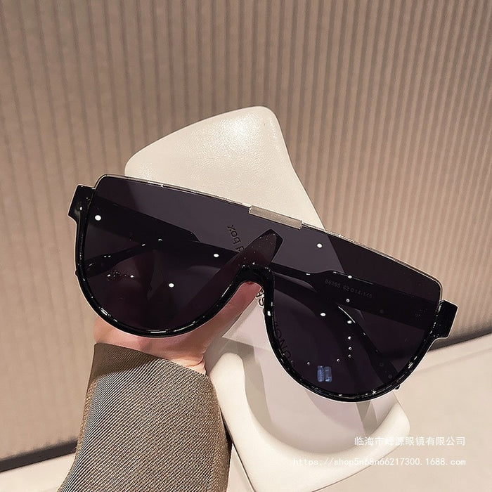 Wholesale Fashionable brown one-piece sunglasses, retro mask, internet famous slimming sunglasses
