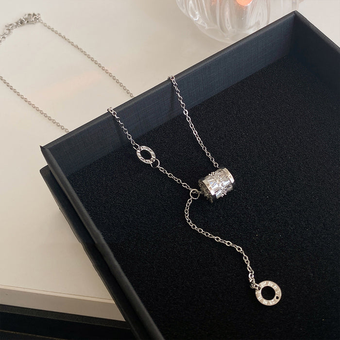 Wholesale Titanium steel necklace pendant does not fade, high-end sweater chain accessories