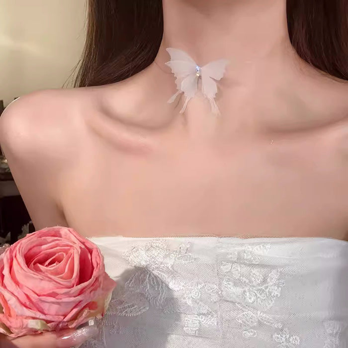 Wholesale Diamond studded bow necklace with personalized design and fashionable collarbone chain temperament