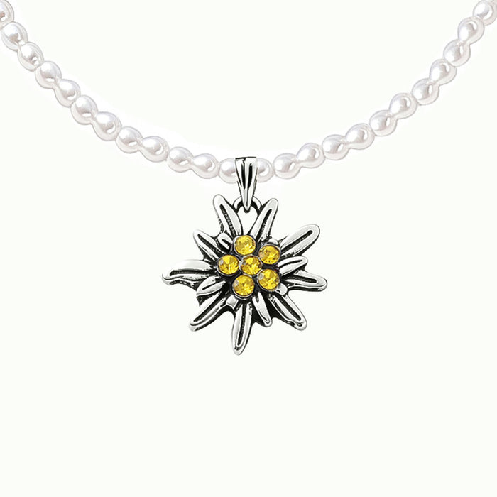 Wholesale Vintage Edelweiss Pendant Necklace Faux Pearl Rhinestone Oktoberfest Themed Women S Collarbone Chain Fashion Jewelry